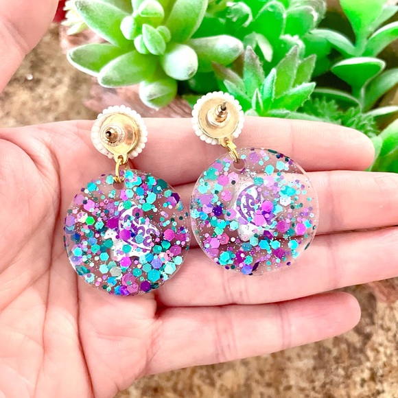 Lisa Frank Penguin Acrylic Earrings - Picture 4 of 4